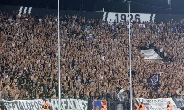 «Αλήτες, προδότες, πολιτικοί, η Μακεδονία είναι ελληνική» – Ο λαός του ΠΑΟΚ κατακεραυνώνει Τσίπρα και «πρόθυμους» (βίντεο)